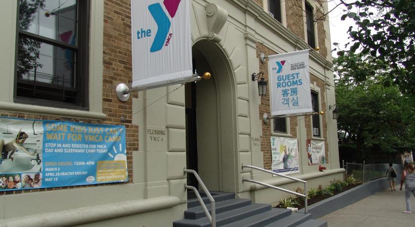 Flushing Ymca Hostel New York Exterior photo